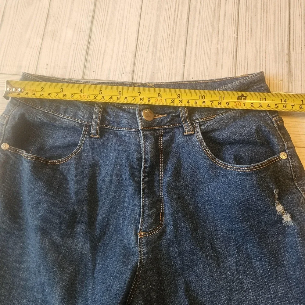 DKNY Jeans Womens 14 Blue Distressed Ripped Straight Leg Denim‎ Casual Trendy